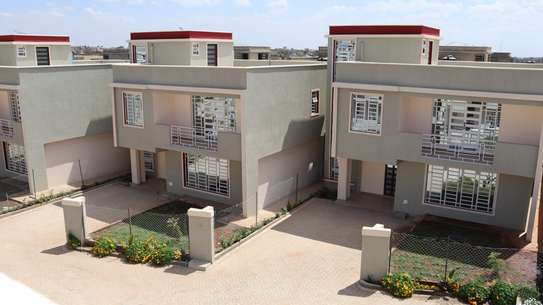 3 bedroom Maisonettes on 50X100 plots